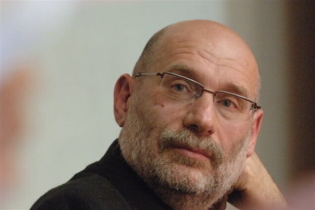 Российские литераторы совершат 'контрольную прогулку' по Москве