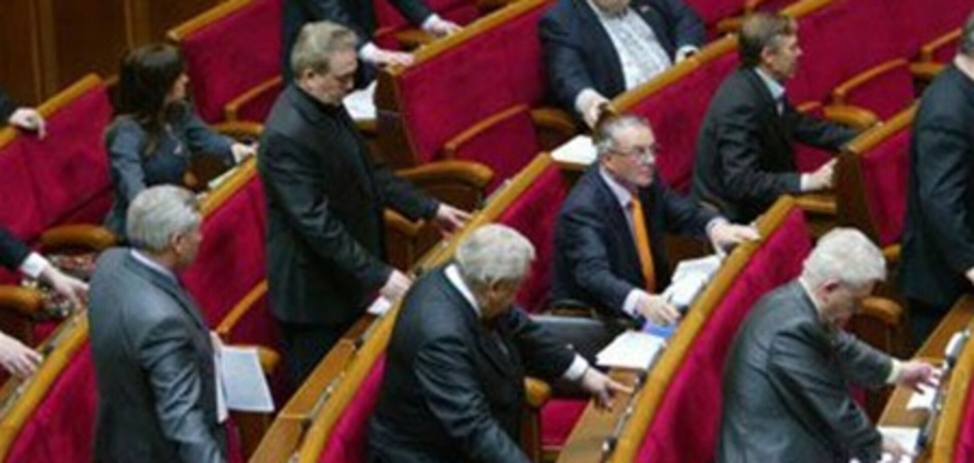 ВР заслушает 18 мая Тигипко по вопросу выполнения социнициатив