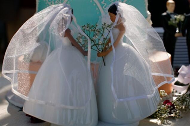 Більше половини американців вважають відносини геїв моральними