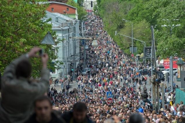 ЗМІ: у російської опозиції нова форма дій - прогулянки