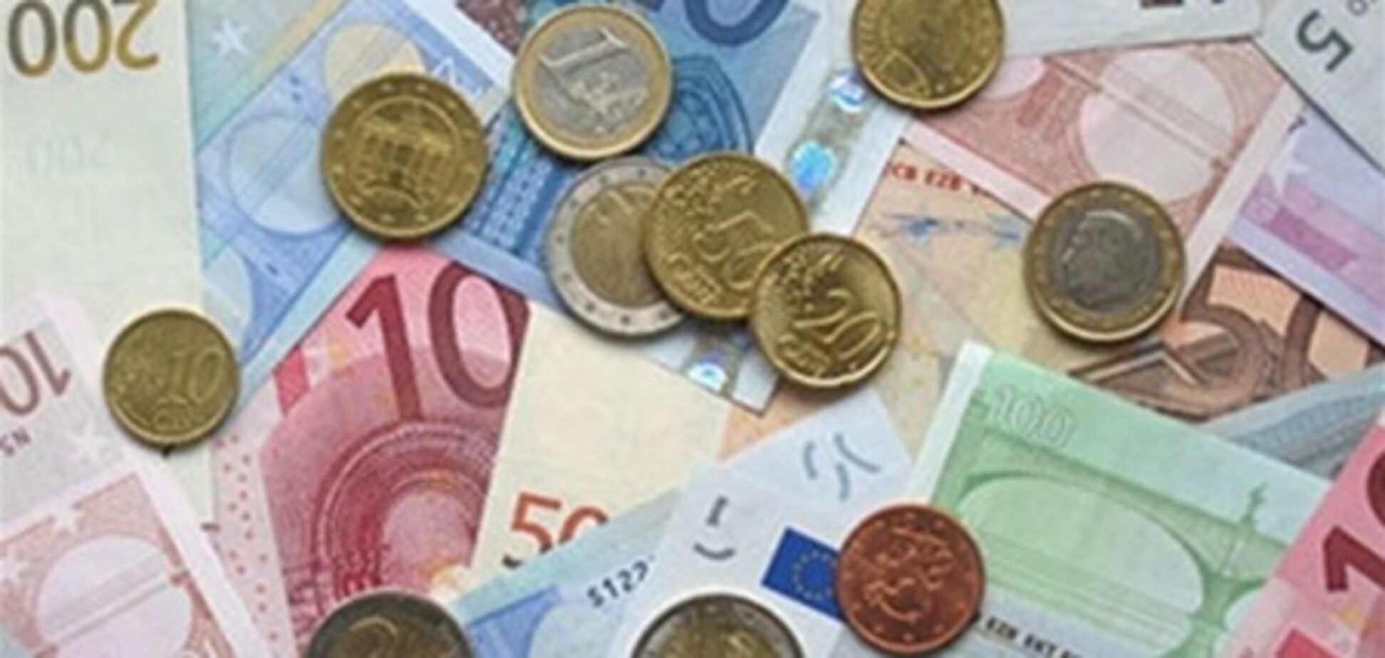 Греческие вкладчики сняли со счетов €700 млн за сутки