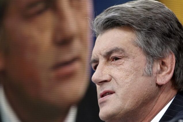 Ющенко прикро, коли на Україну дивляться з негативом