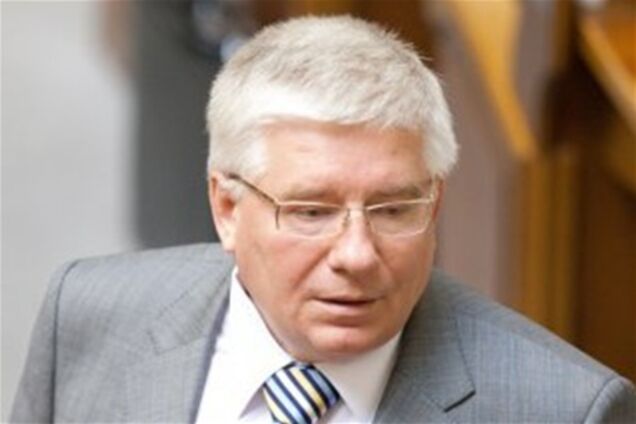 Чечетов: Ющенко на тлі бютівців - святий