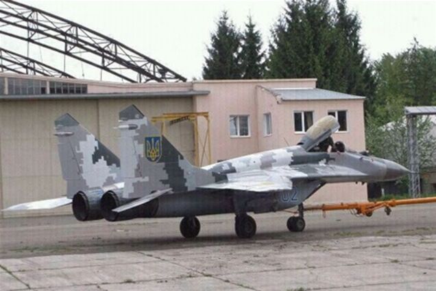 Саламатін перефарбує українські МіГи в digital-камуфляж