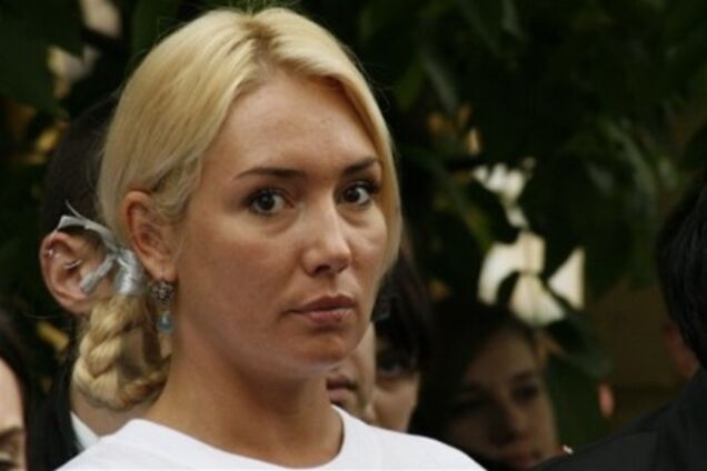 Розинскую избили в подъезде собственного дома