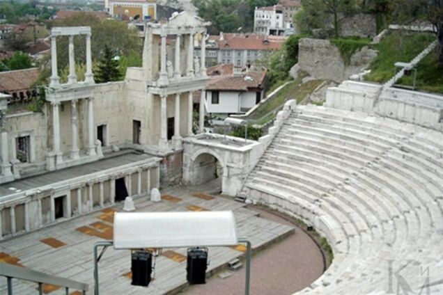 В Болгарии можно провести свадебную церемонию в античном театре