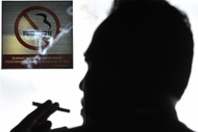 Штраф до 5 тысяч евро - за курение в общественных местах Болгарии