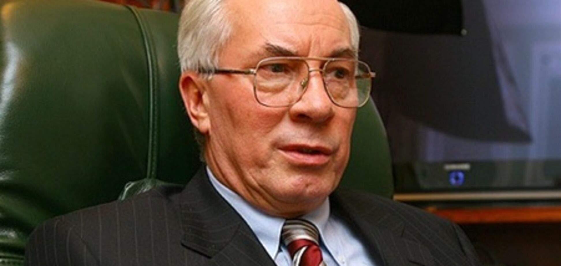 Закон 'Про вибори' дає великі можливості для контролю на дільницях - Азаров