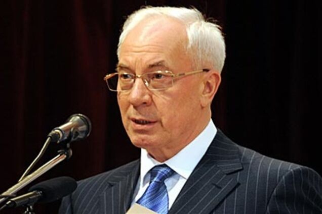 Азаров пообіцяв 'рік у рік збільшувати фінансування науки'