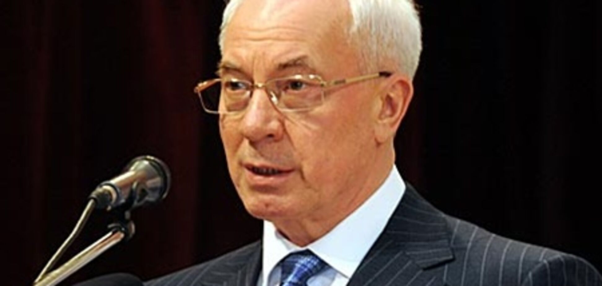 Азаров пообіцяв 'рік у рік збільшувати фінансування науки'