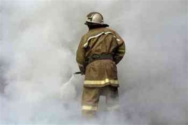 В Киеве горела школа, 500 человек эвакуировали