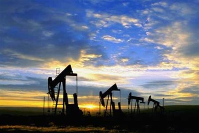 G8 не исключает перебоев с продажей нефти в предстоящие месяцы