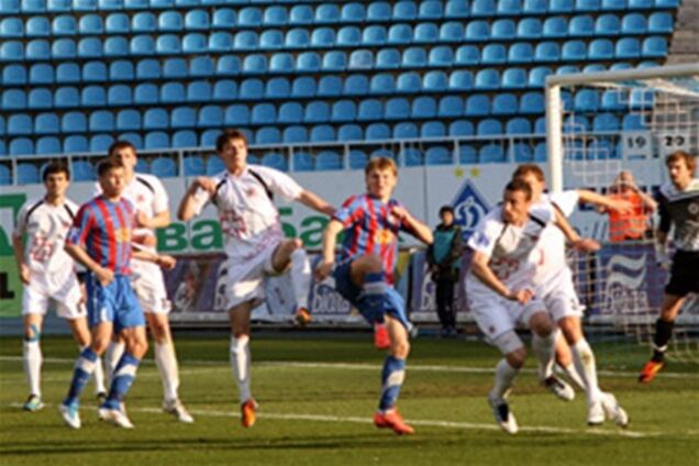 Премьер-лига Украины. Киевский 'Арсенал' пробился в Лигу Европы