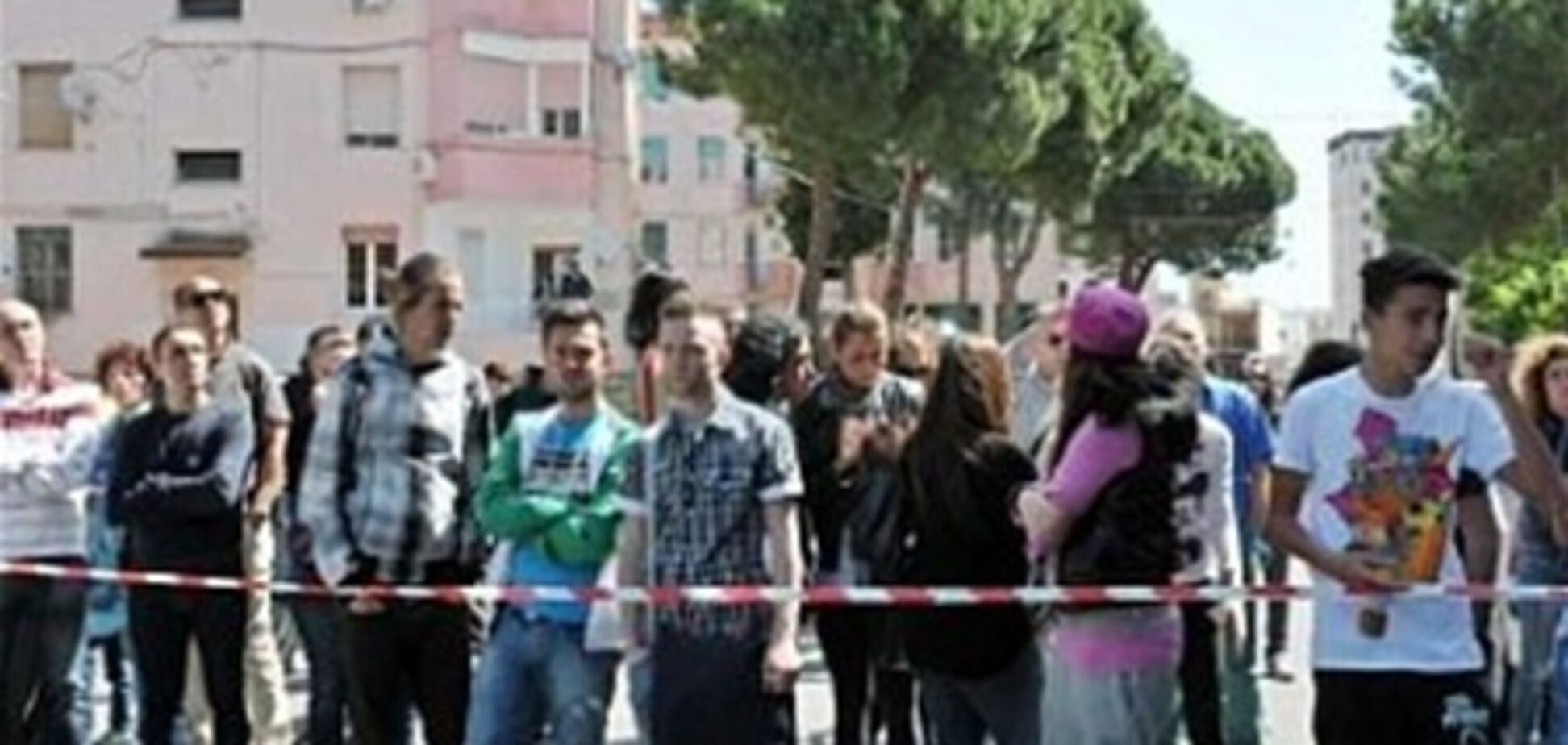 В Италии объявлен четырехдневный траур по жертвам теракта. Фото, видео