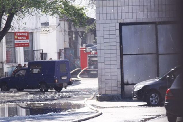 Склад секонд-хенда на Шулявке могли поджечь – пожарные. ФОТО