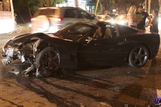 В Одессе разбился дорогой суперкар. Фото  