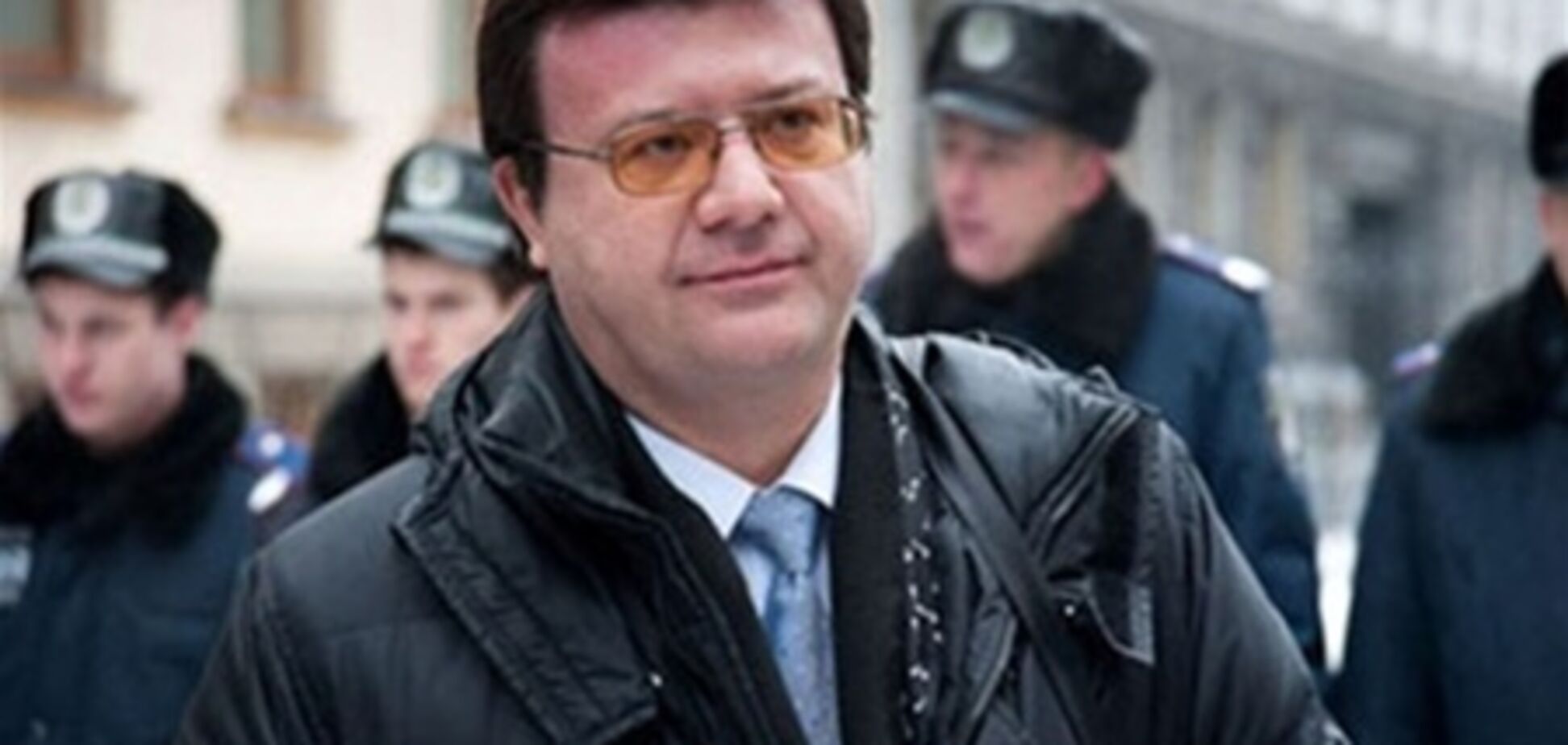 Павловский: суд перенесли на конец июня из-за Евро-2012