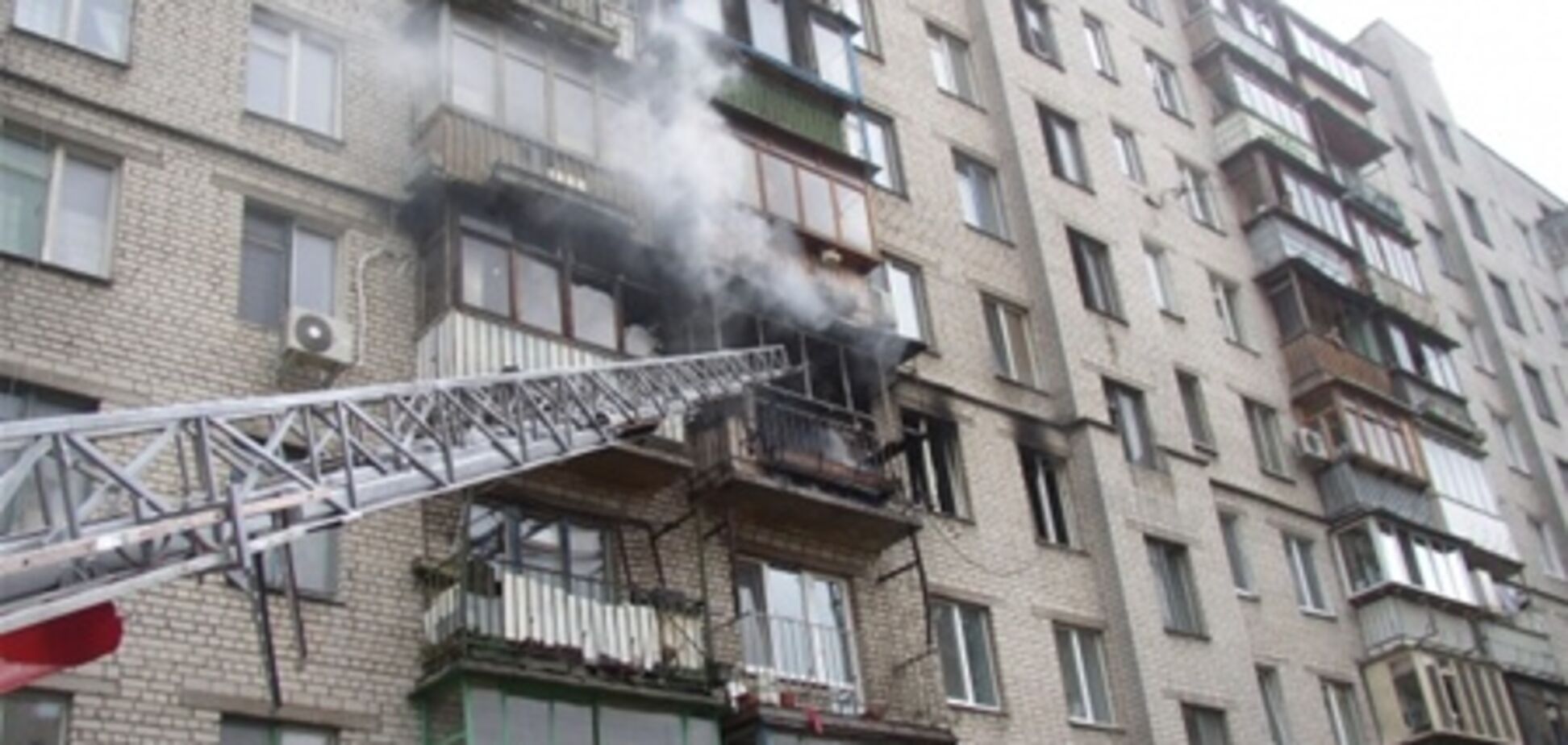 На пожаре на киевской квартире погибла женщина