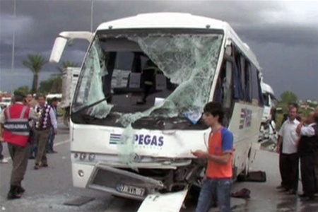 У Туреччині перекинувся автобус з російськими туристами. Фото