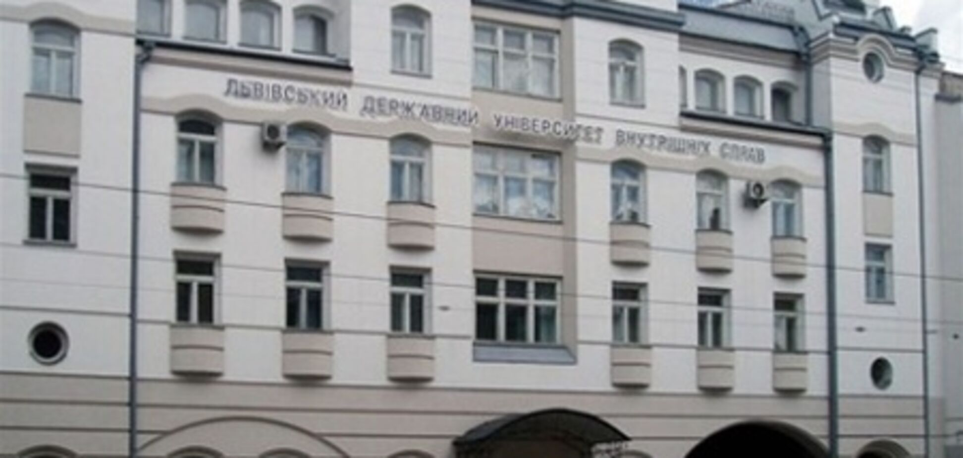 Похитителей оружия из Львовского университета МВД будут судить 11 июня