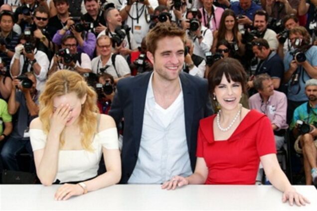 Роберт Паттинсон в Каннах