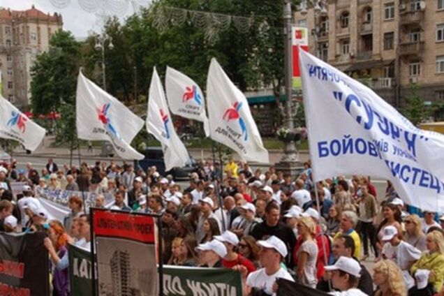 Сьогодні троєщанці відстояли право мати спортивно-оздоровчий комплекс на мікрорайоні «Вигурівщина-Троєщина»