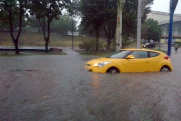 Убытки Донецка от ливня составили 40 тысяч гривен