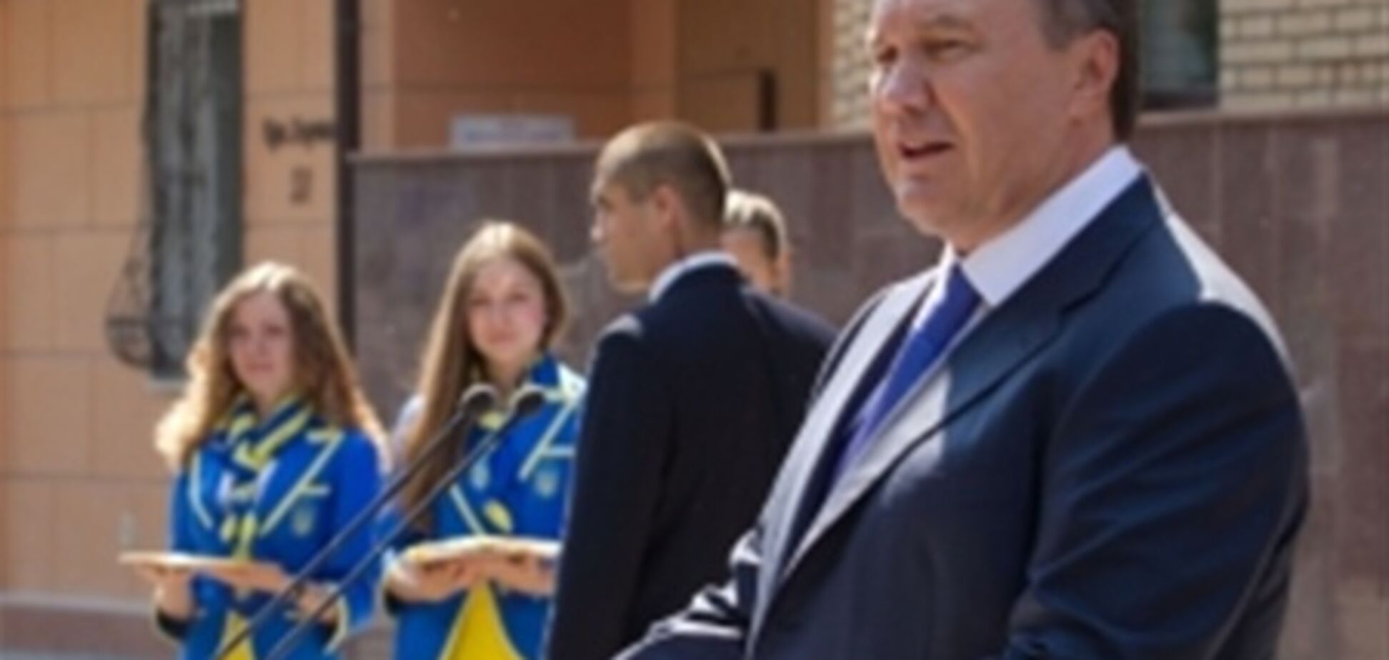 Янукович: власть обязана обеспечить все условия для спортсменов