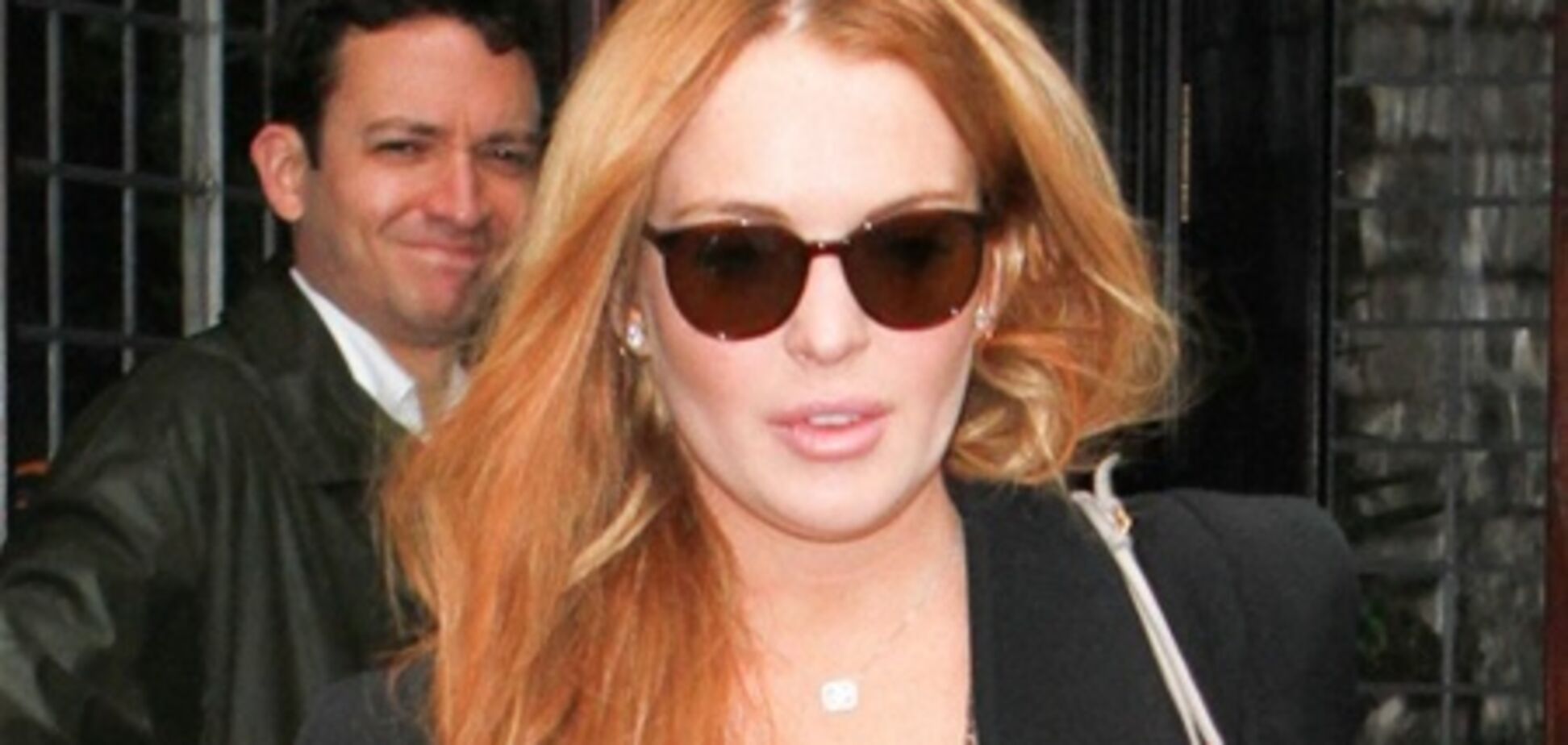 К Лохан вернулся второй подбородок. Фото