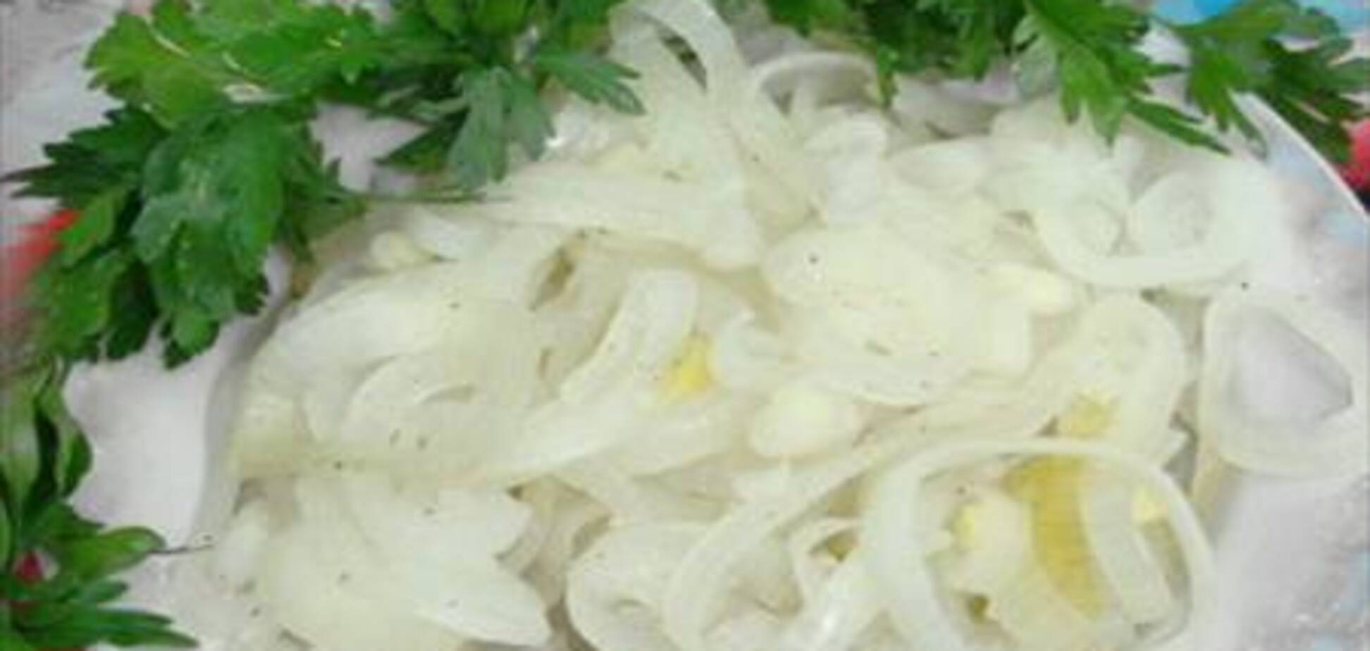 Маринованный в уксусе лук