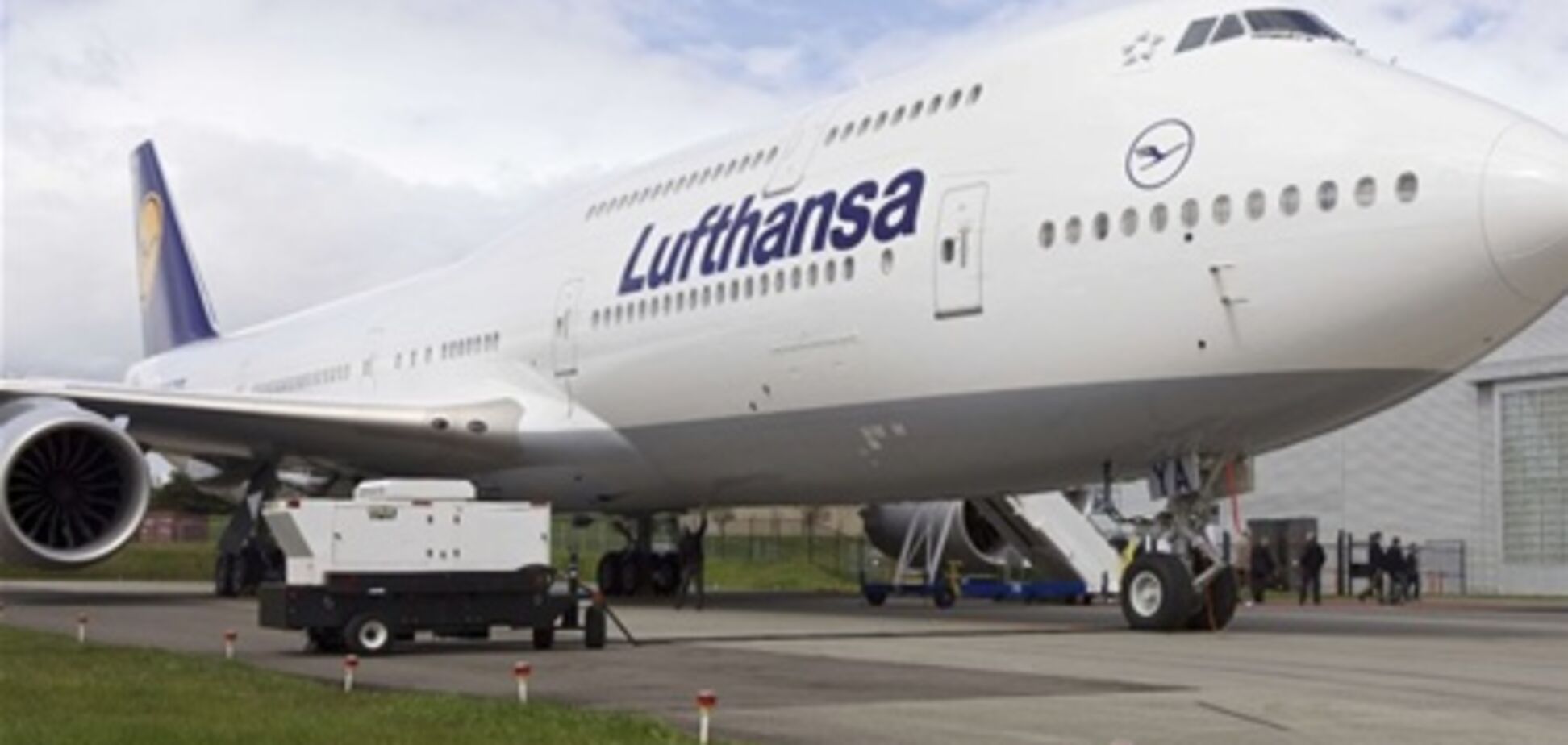 Первый Boeing 747-8I купила Lufthansa