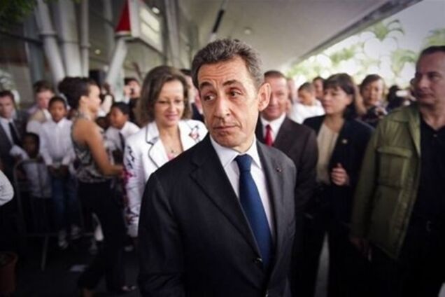 Саркози проголосовал в Париже во втором туре выборов