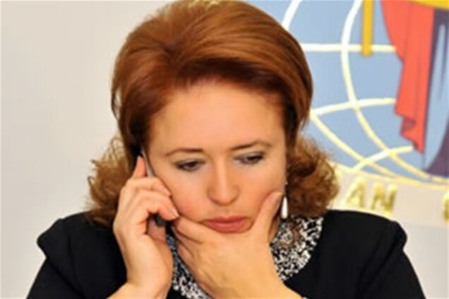 Оппозиция требует от Пшонки объяснить обыски у Карпачевой