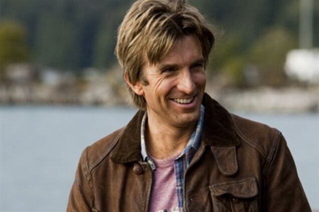 Звезда «Девятого округа» женится на Анджелине Джоли