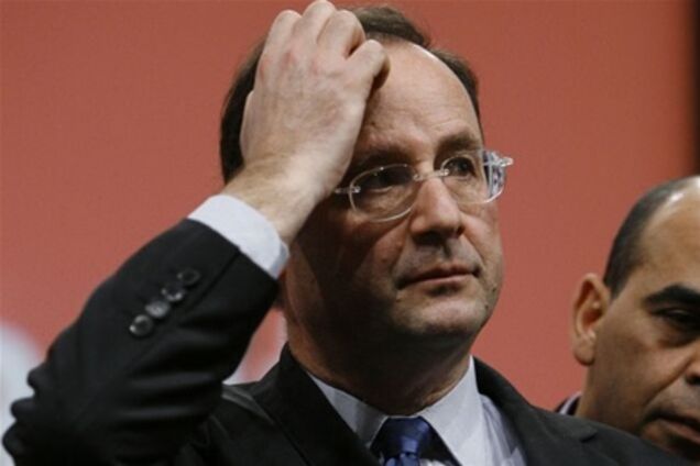 Олланд принимает поздравления с победой на выборах