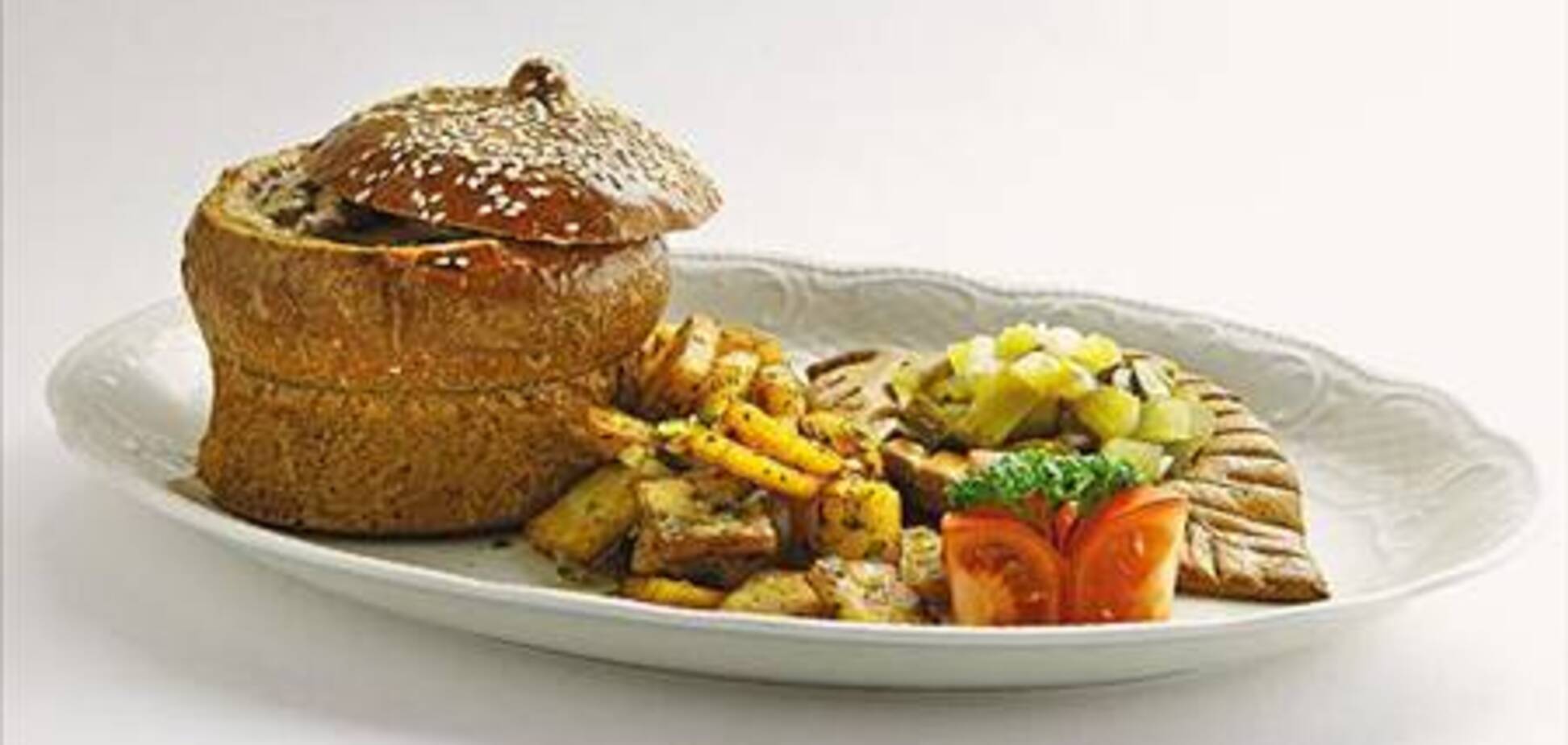 Бефстроганов в булке