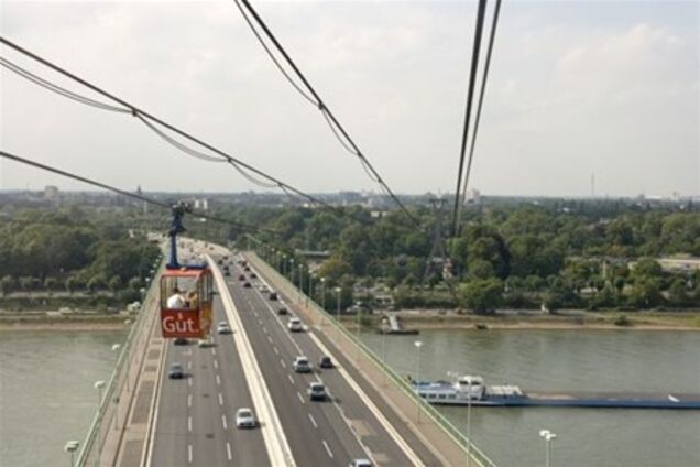 В столичном регионе Франции появятся воздушные трамваи