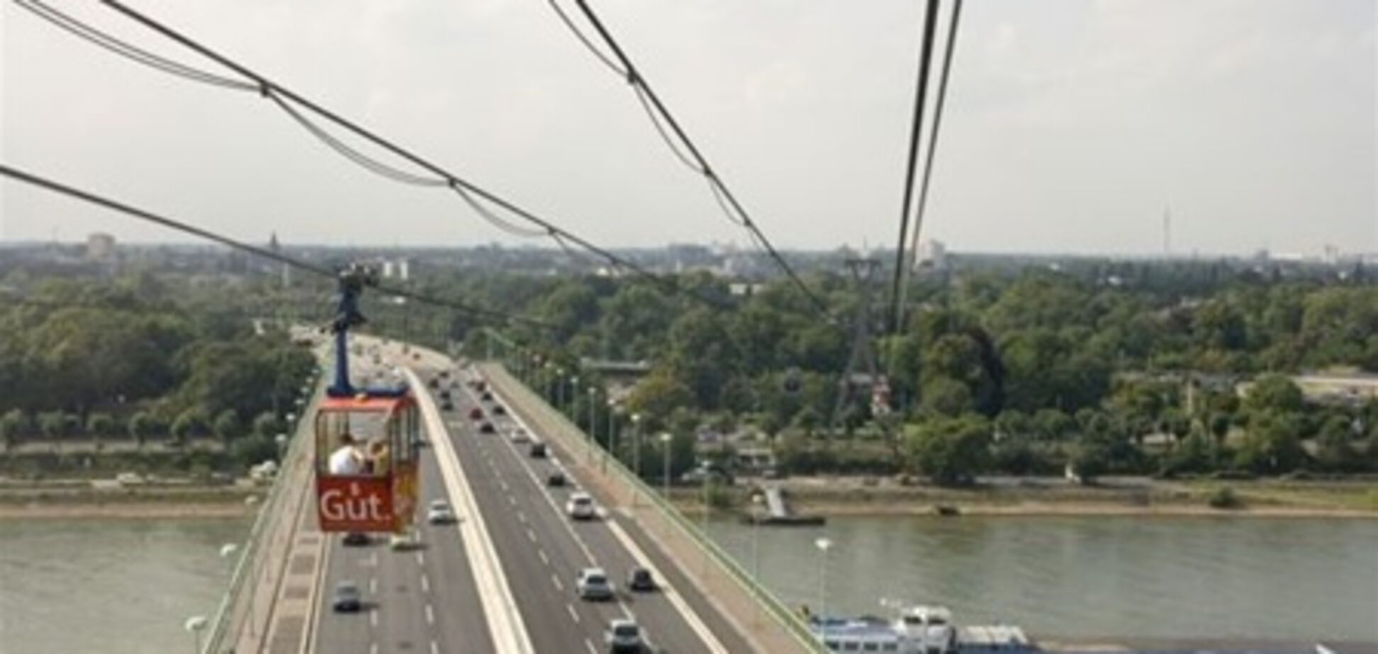 В столичном регионе Франции появятся воздушные трамваи