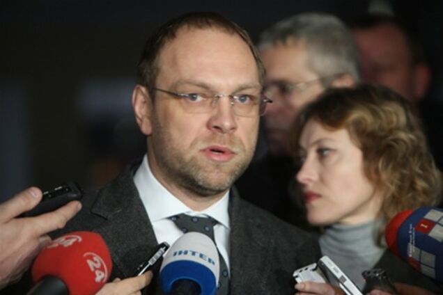 Власенко боится, что в больнице Тимошенко заразят гепатитом