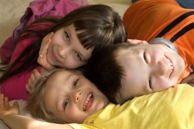 В Украине воспитывать мальчиков дороже, чем девочек