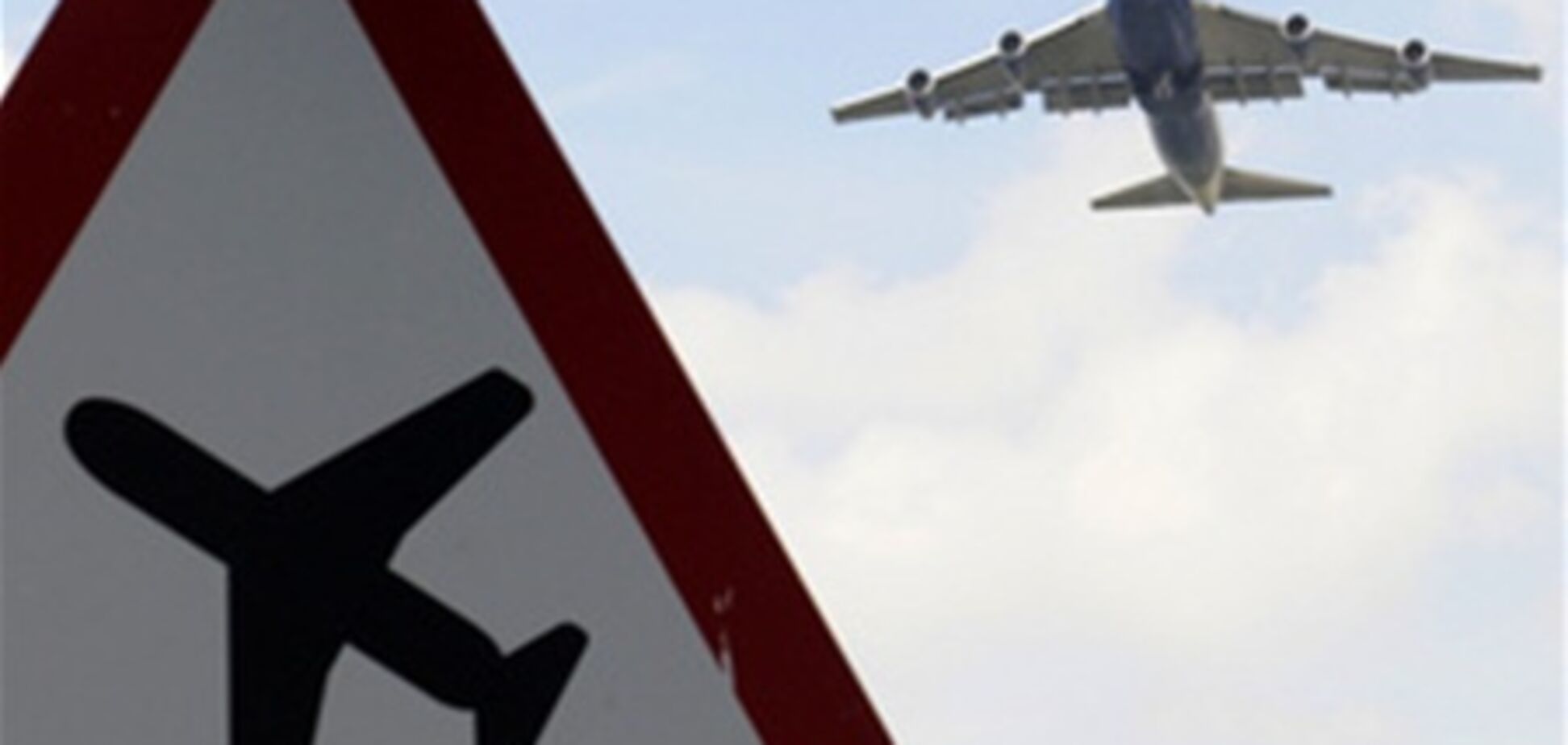 В аэропорту Харькова частный самолет совершил аварийную посадку
