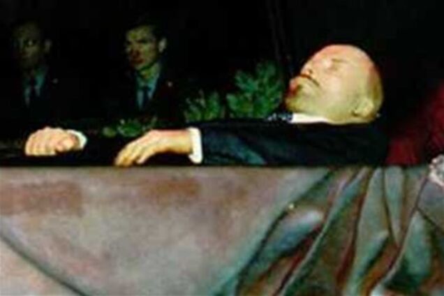 Министр культуры РФ предложил похоронить Ленина