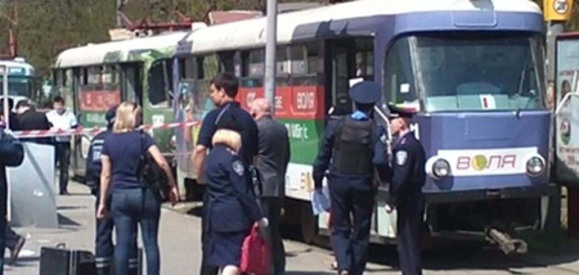 Очевидцы рассказали о взрыве в днепропетровском трамвае