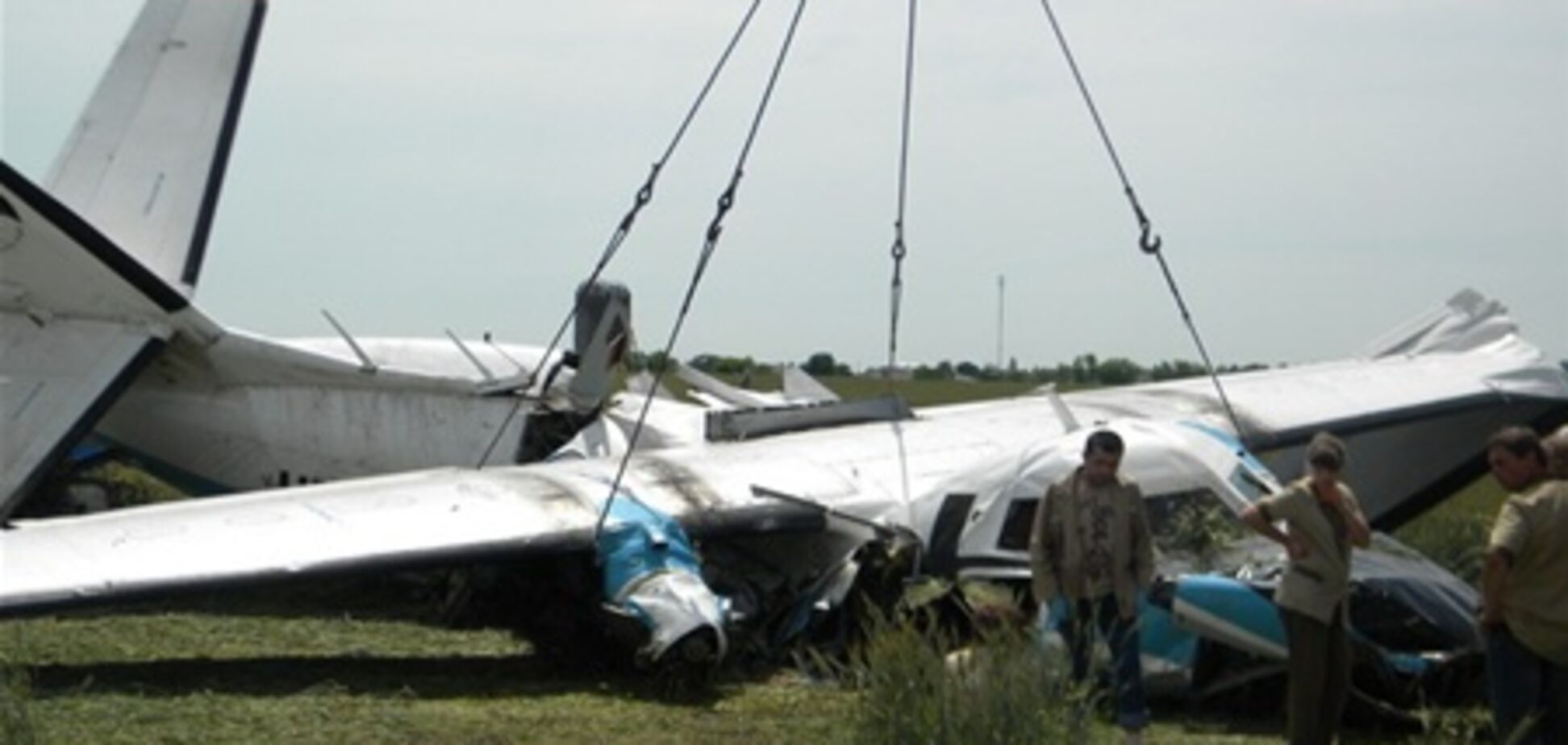 В Бородянской больнице остаются двое пострадавших в авиакатастрофе
