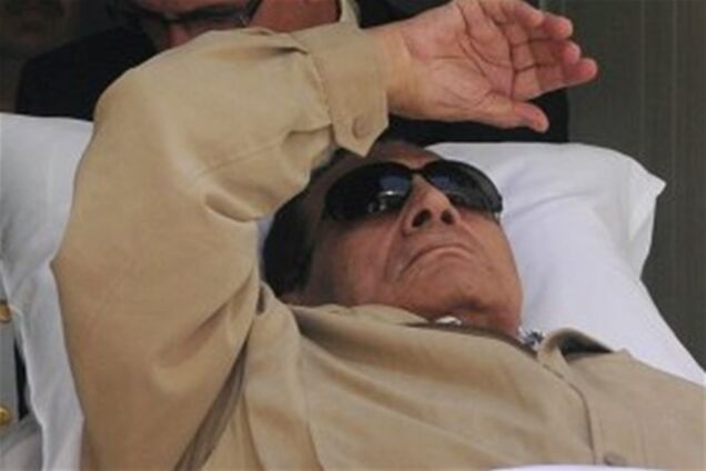 Хосни Мубарак впал в кому