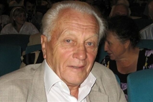 Хмара: у білих рукавичках держави не врятуєш