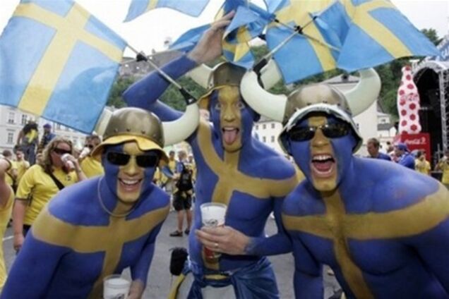 Шведы «пометили» улицы Киева. Фото. Видео