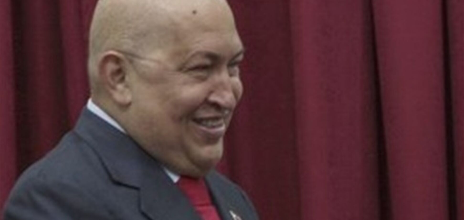 Чавес официально стал кандидатом в президенты