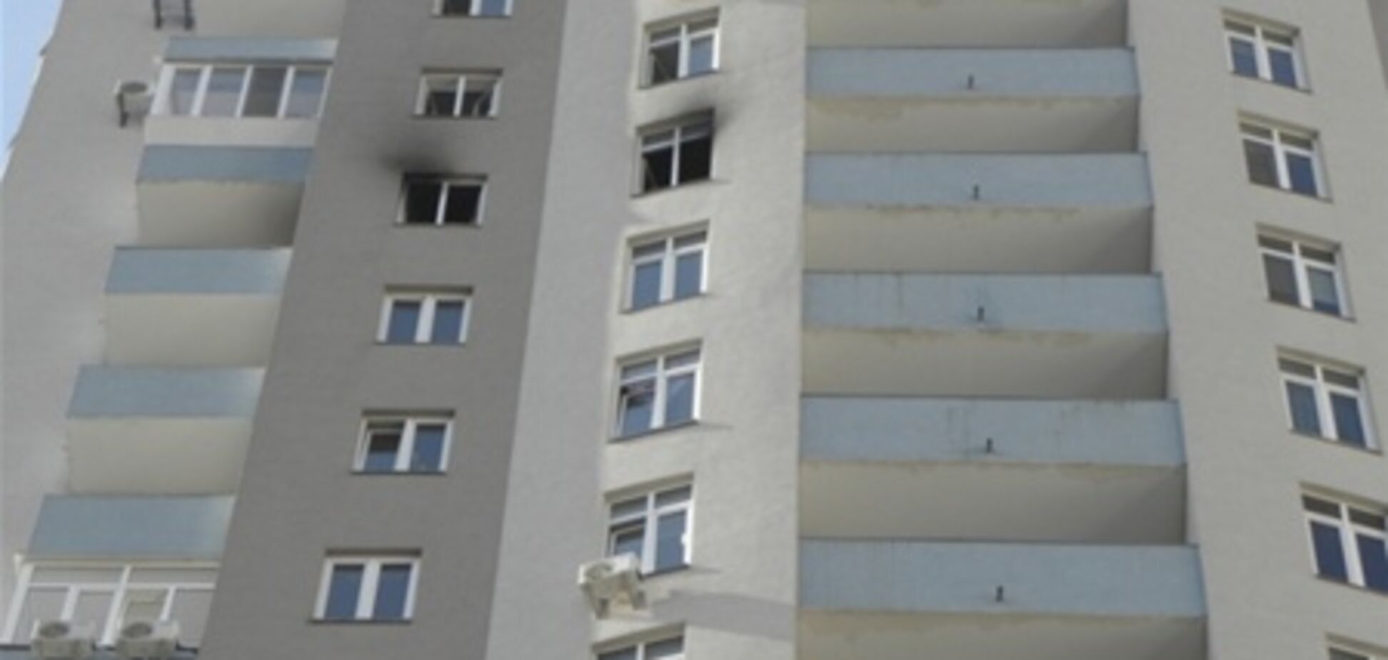 В киевской многоэтажке горела квартира 
