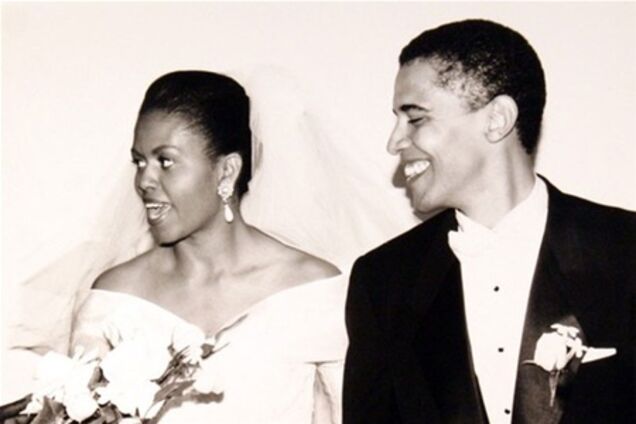 Мишель Обама опубликовала уникальные семейные фото